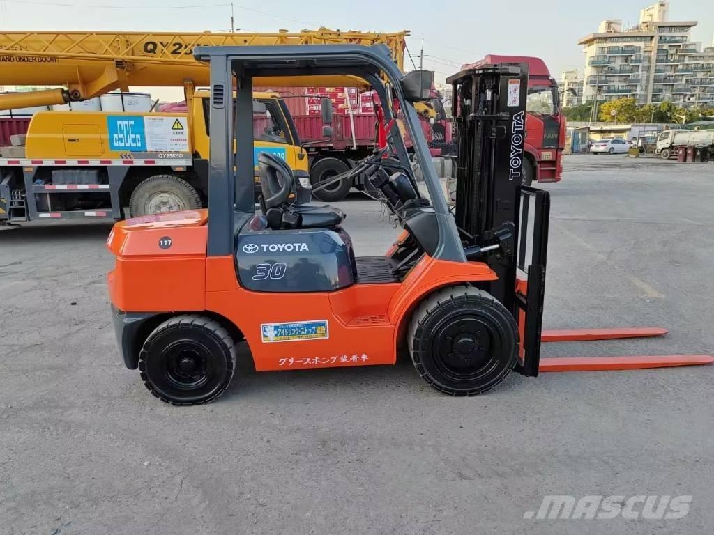 Toyota FD 30 Dieselmotviktstruckar