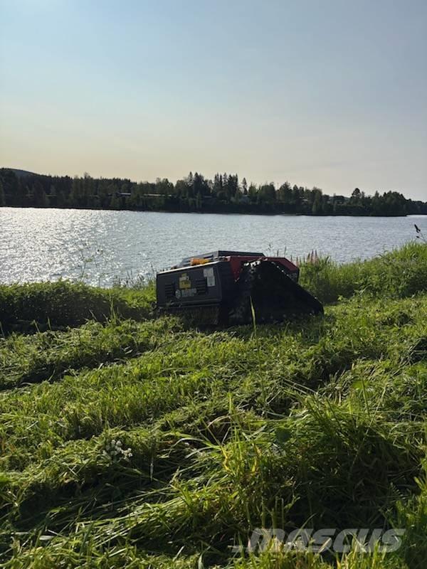 Blue Bird FM 24-70 Gågräsklippare