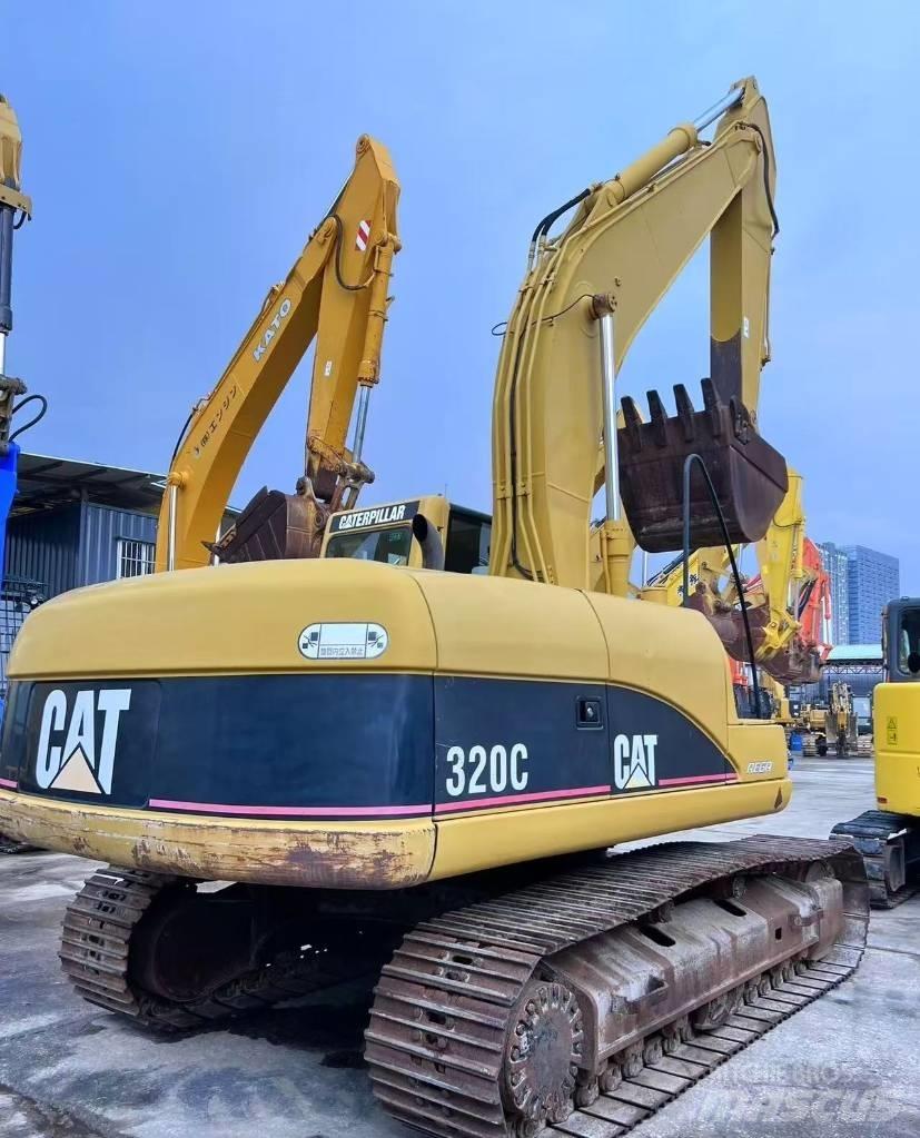 CAT 320 C Bandgrävare