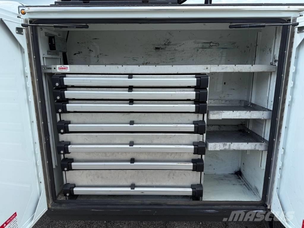 RAM 5500 TRADESMAN Plogbilar