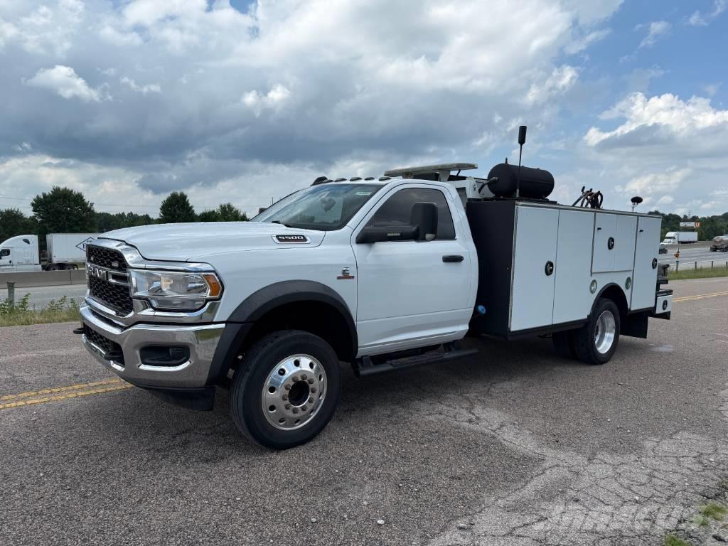 RAM 5500 TRADESMAN Plogbilar
