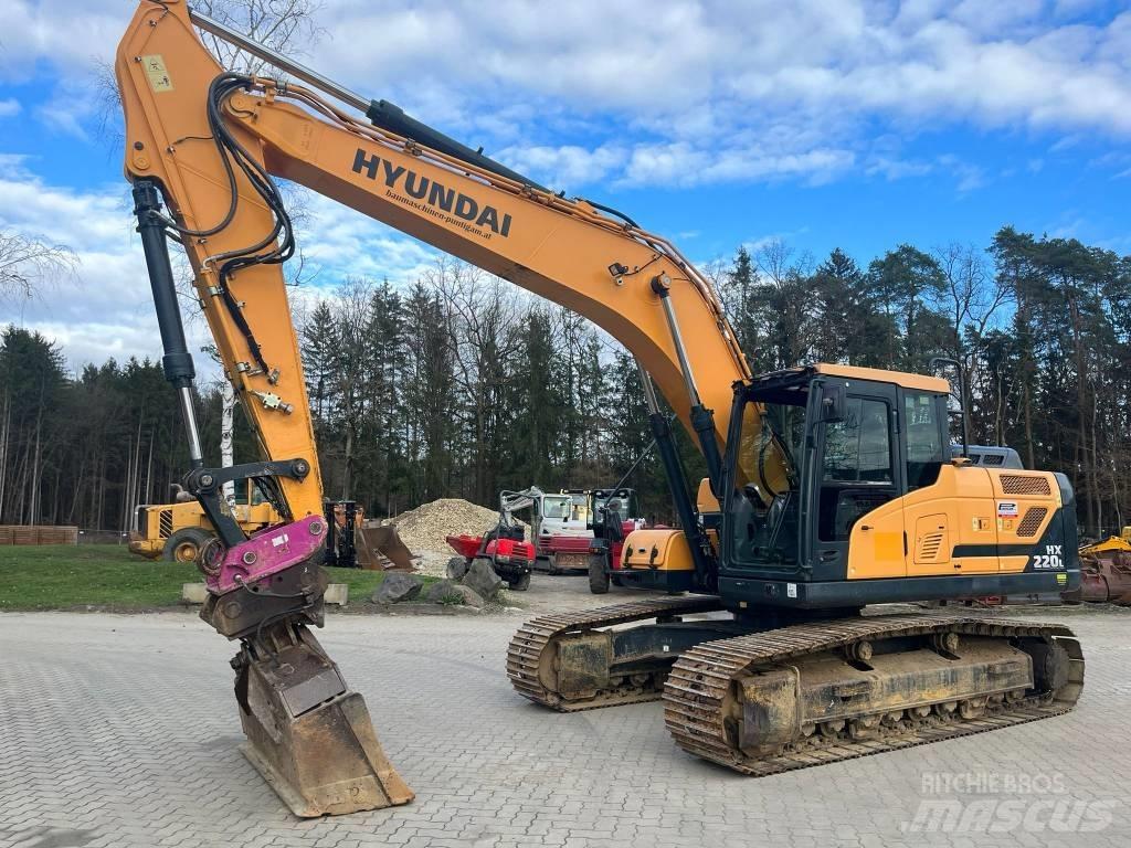 Hyundai HX 220 L Bandgrävare