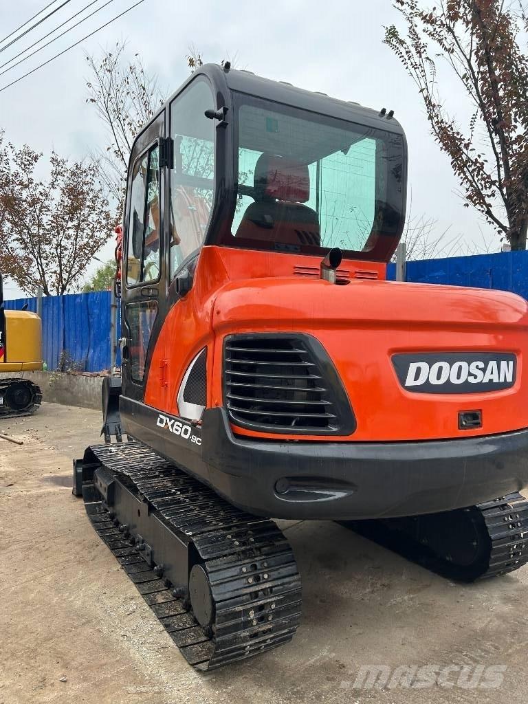Doosan DX 60 Minigrävare < 7t