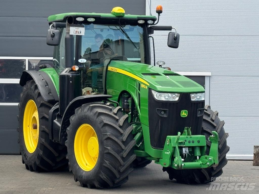 John Deere 8310 R Traktorer