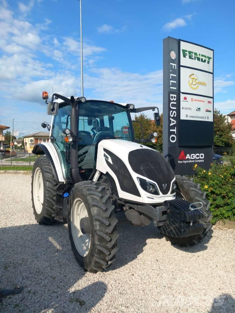 Valtra A 104 Traktorer