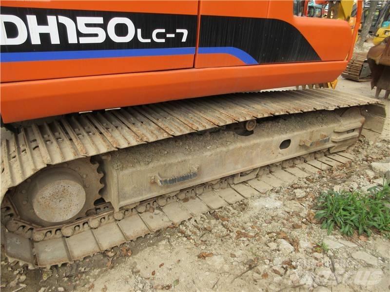 Doosan DH 150 LC-7 Bandgrävare