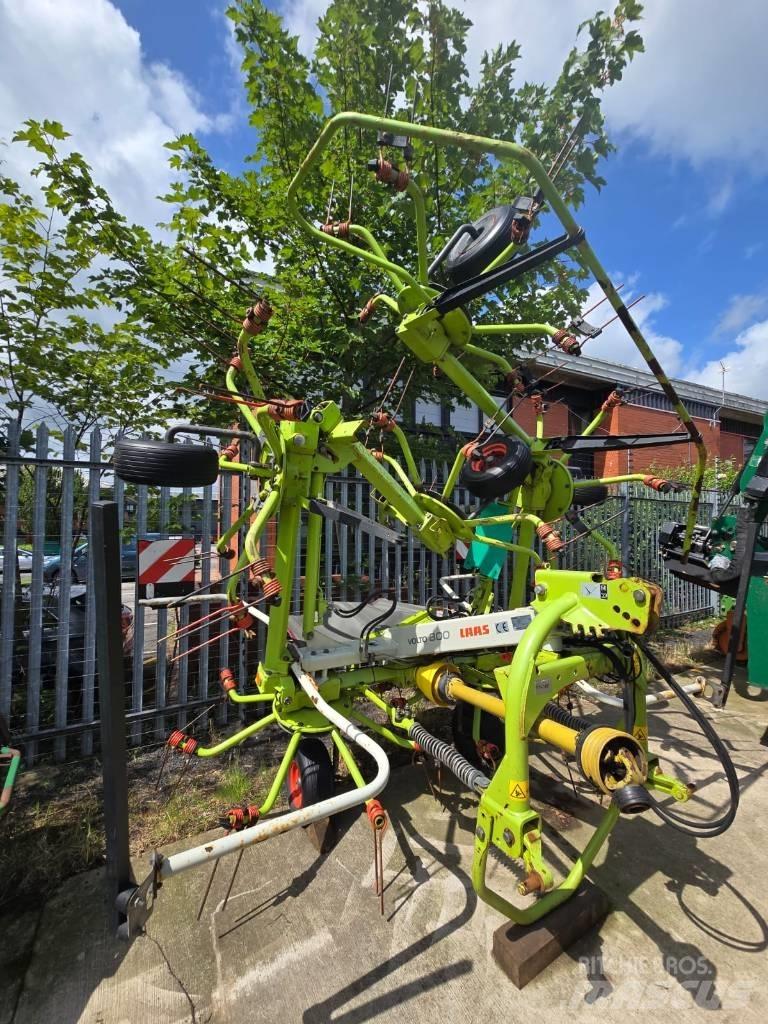CLAAS Volto 800 Vändare och luftare