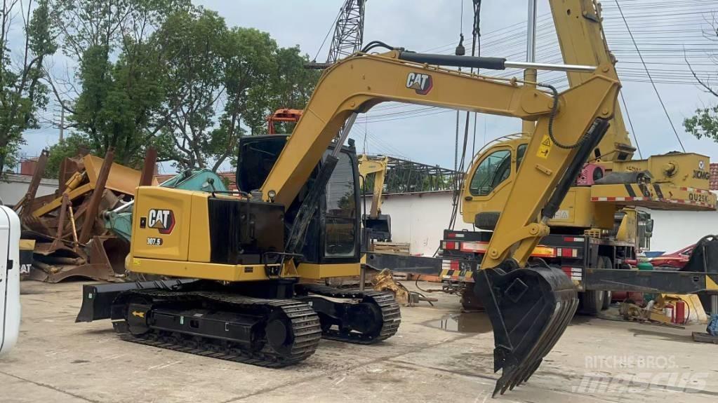 CAT 307 Minigrävare < 7t
