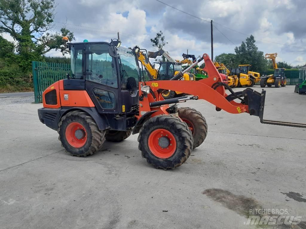 Kubota R 085 Hjullastare