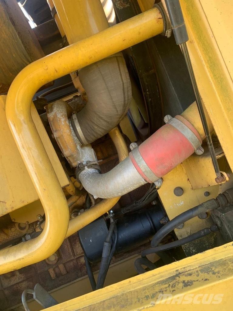 New Holland Fx375 Självgående fälthackar