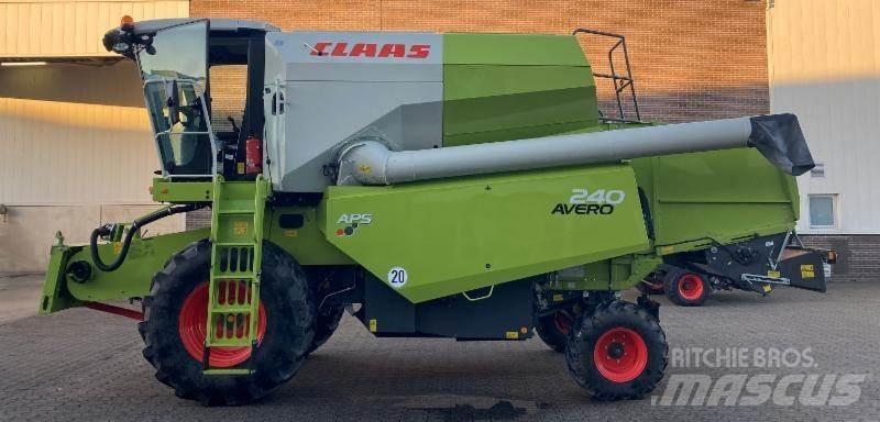 CLAAS AVERO 240 Skördetröskor