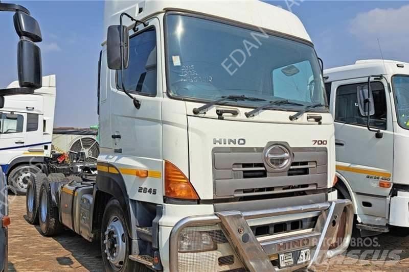 Hino 700 Övriga bilar
