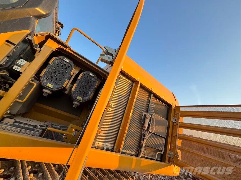 CAT 352 Bandgrävare
