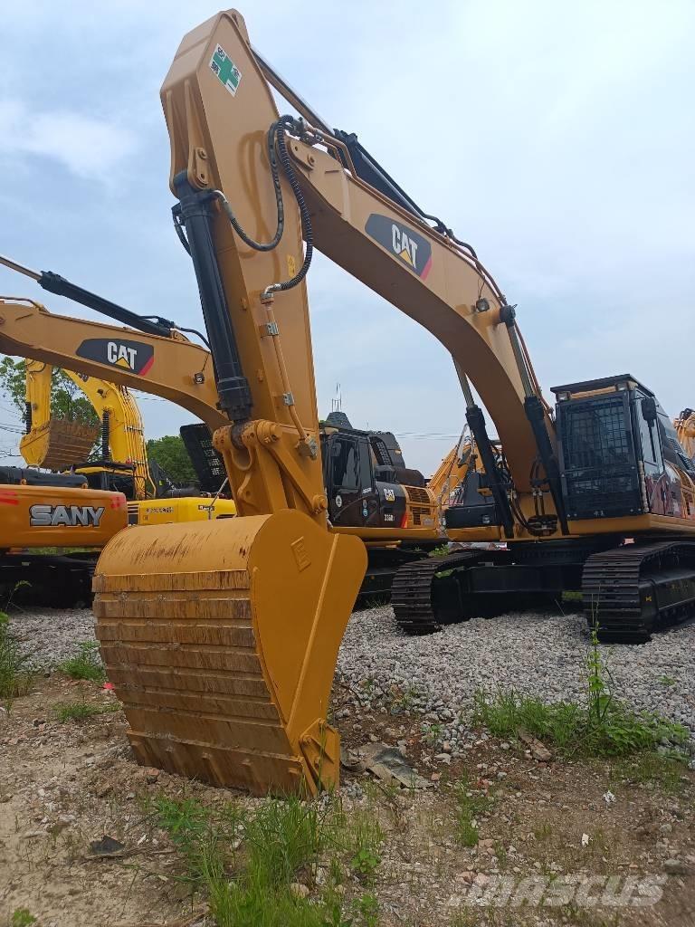 CAT 330D2 Bandgrävare