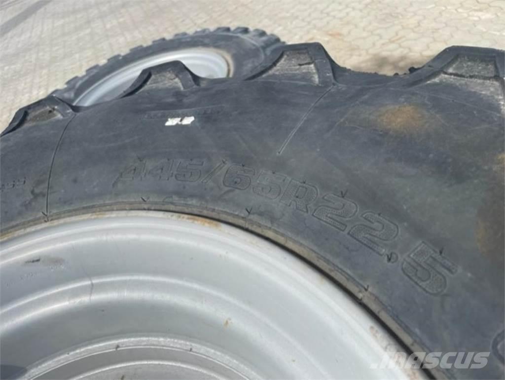  Øvrige ØVRIGE Däck, hjul och fälgar