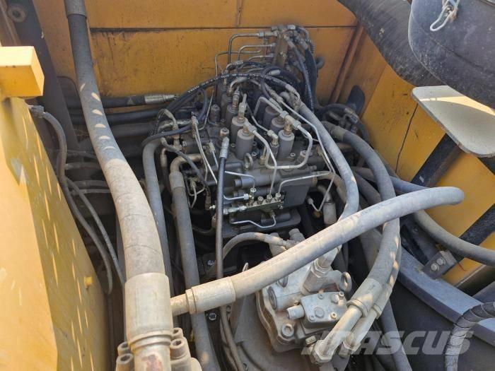 Volvo EC 300 EL Bandgrävare