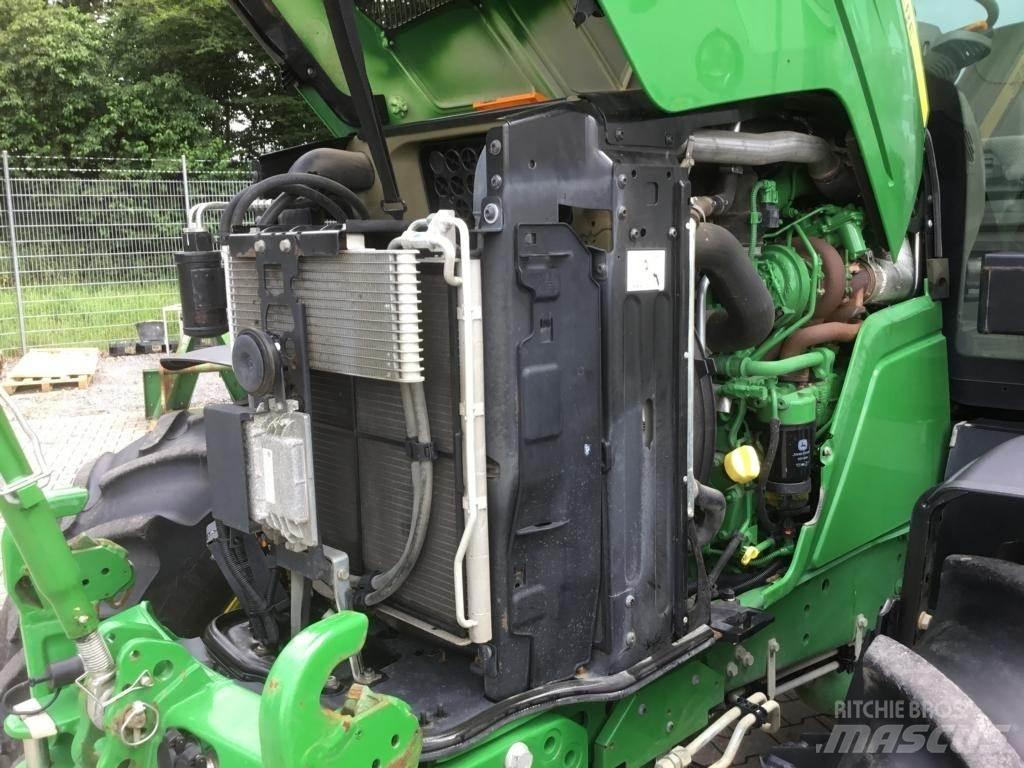 John Deere 6130R Traktorer