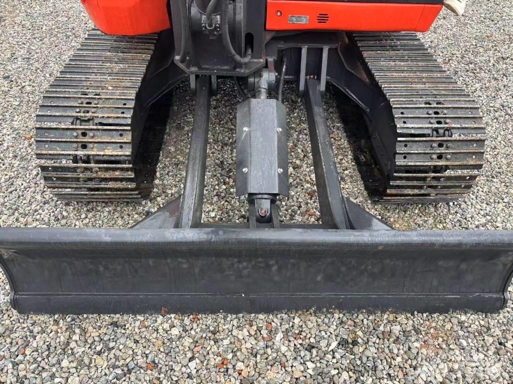 Kubota KX 183 Minigrävare < 7t