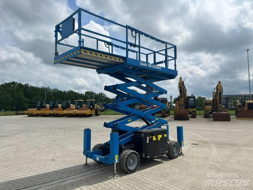 Genie GS 3369 DC Saxliftar