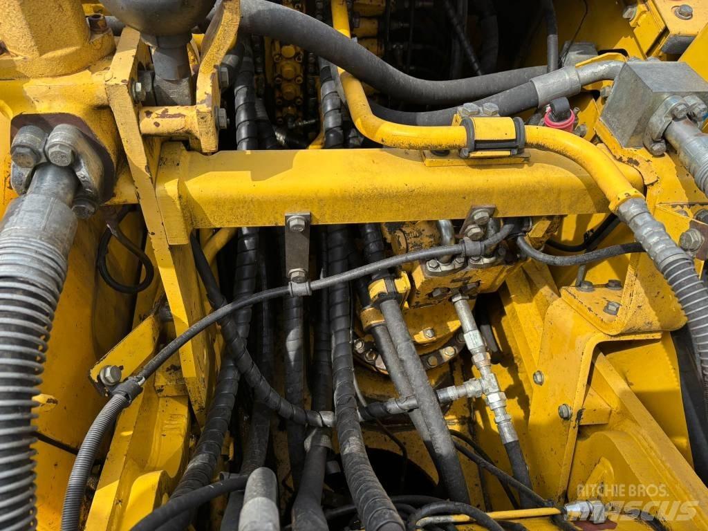 Komatsu PC 290 NLC-8 Bandgrävare