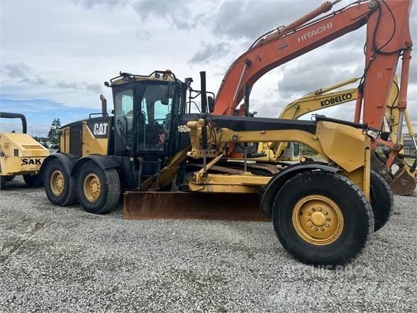 CAT 160M Väghyvlar