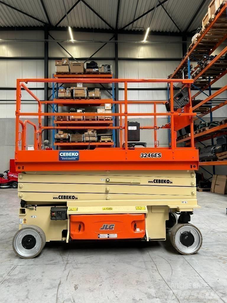 JLG 3246ES Saxliftar