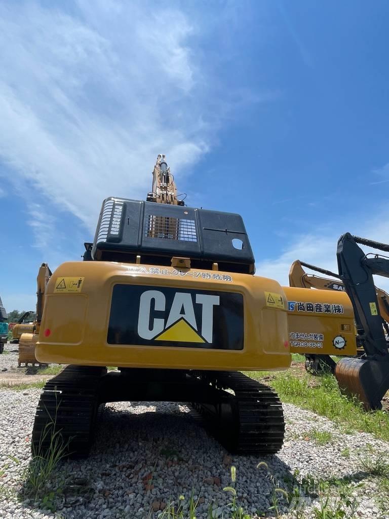 CAT 329D2 Bandgrävare