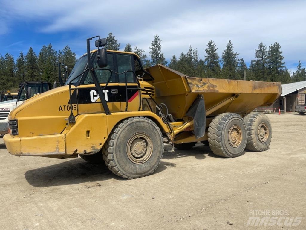 CAT 725 Midjestyrd dumper