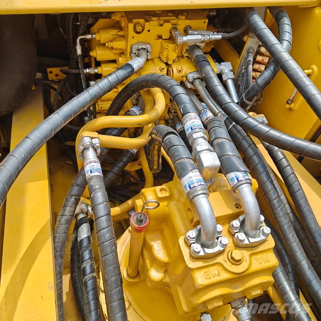 Komatsu 350-7 Bandgrävare