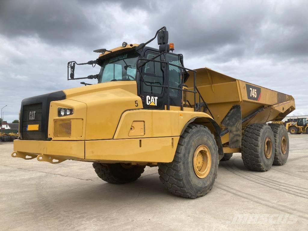 CAT 745 Midjestyrd dumper