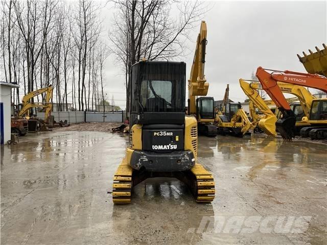 Komatsu PC35MR-2 Bandgrävare