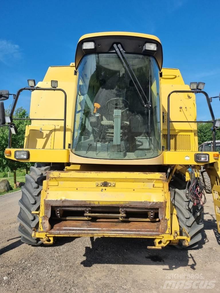 New Holland TX 68 Skördetröskor