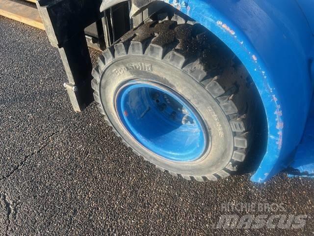 Linde H80T Gasolmotviktstruckar