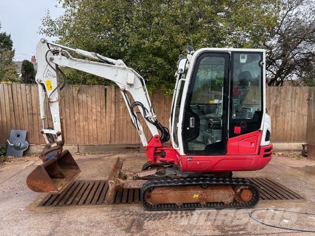 Takeuchi TB 230 Minigrävare < 7t