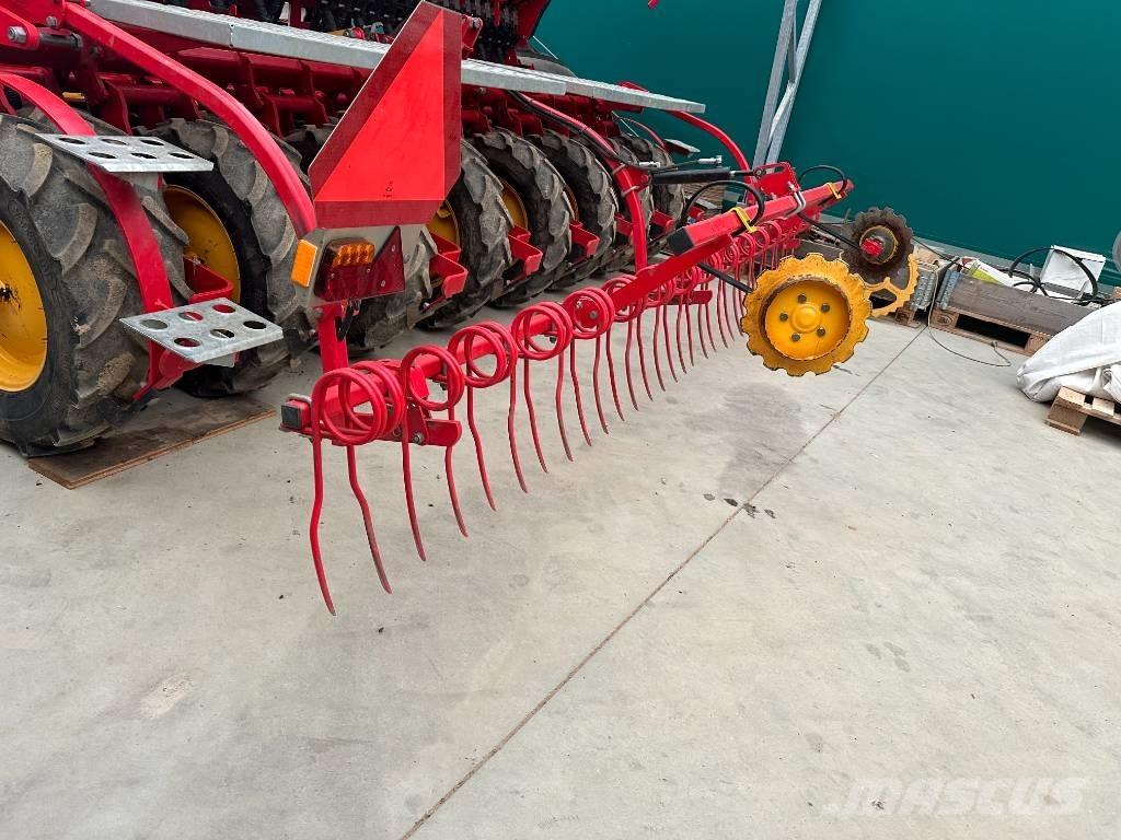 Väderstad Rapid 400C Såmaskiner