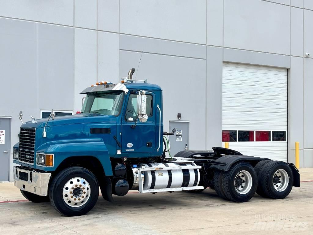 Mack Pinnacle Dragbilar