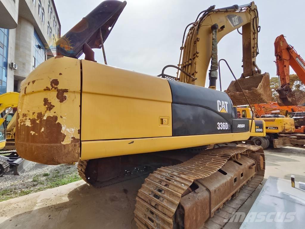 CAT 336 D2 Bandgrävare