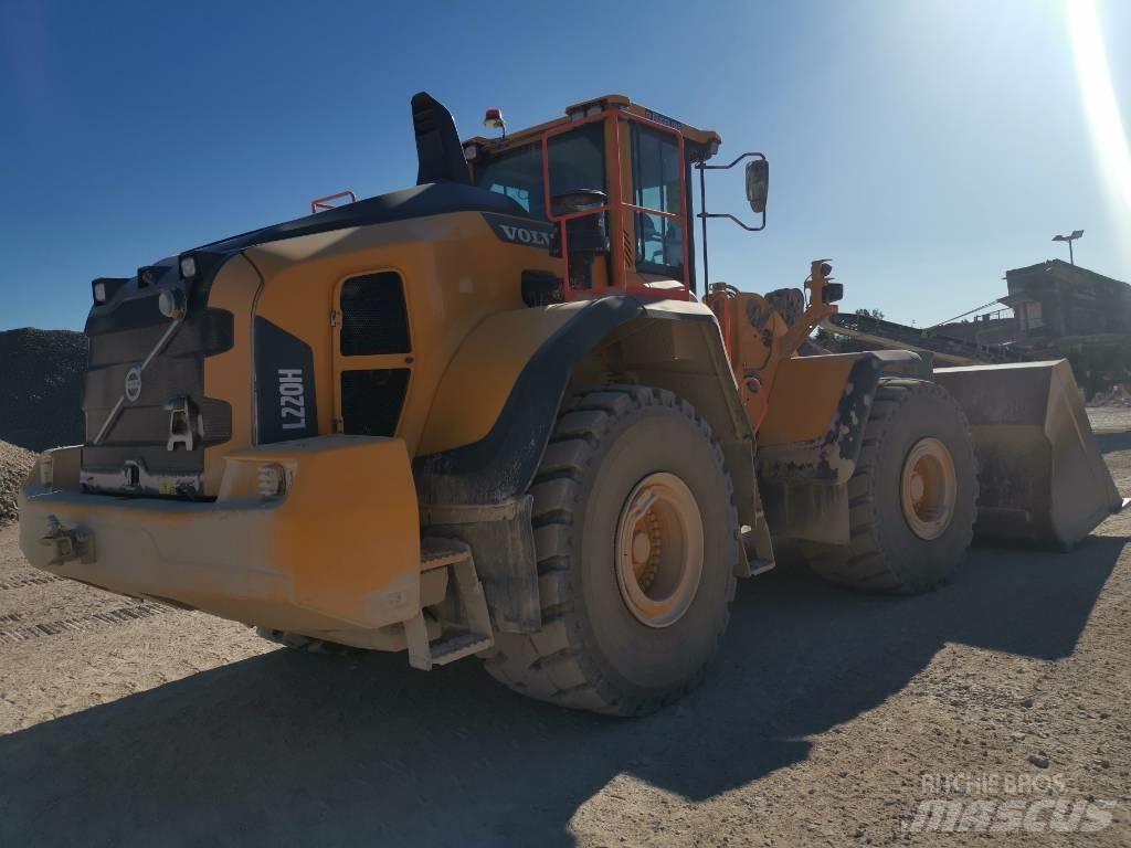Volvo L220H, UTHYRES Hjullastare