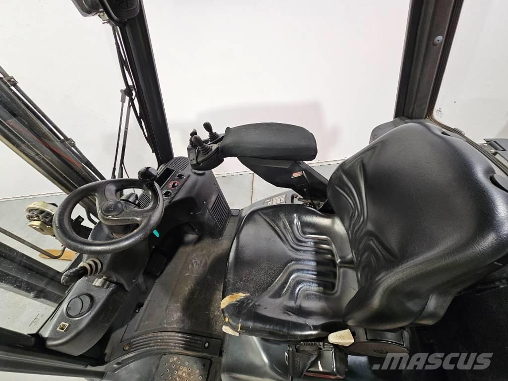 Linde H20T Gasolmotviktstruckar