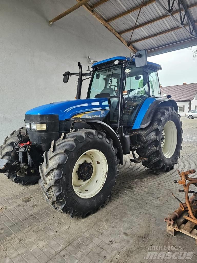 New Holland TM 140 Traktorer