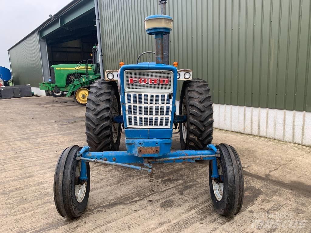 Ford 7000 Traktorer