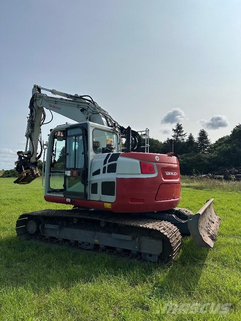 Takeuchi TB 2150 R Bandgrävare