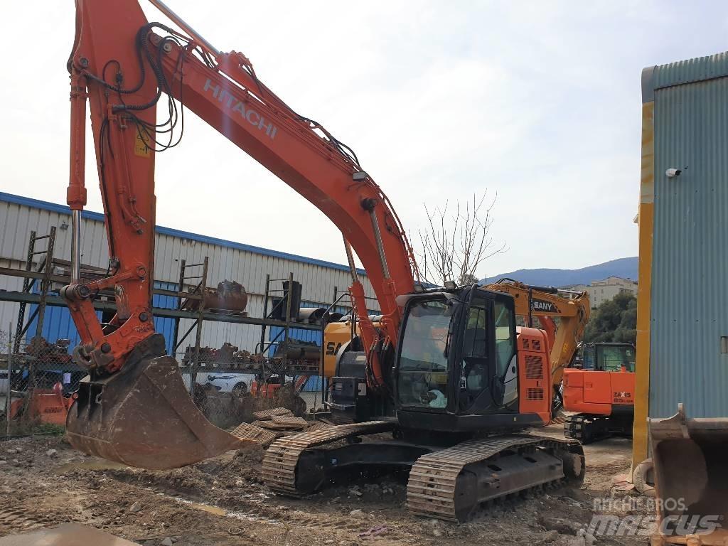 Hitachi ZX225USLC Bandgrävare