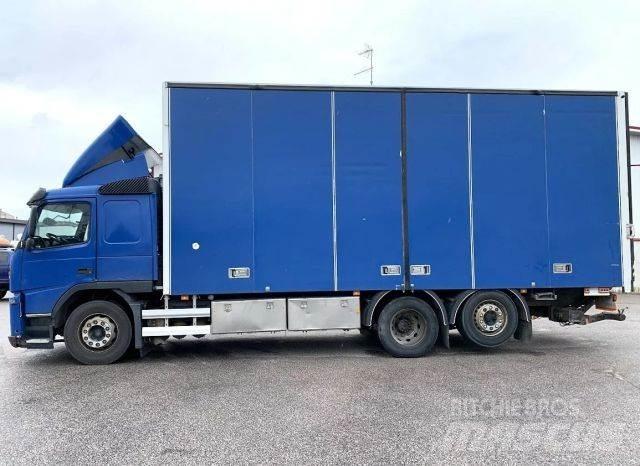 Volvo FM330 6x2 Skåpbilar