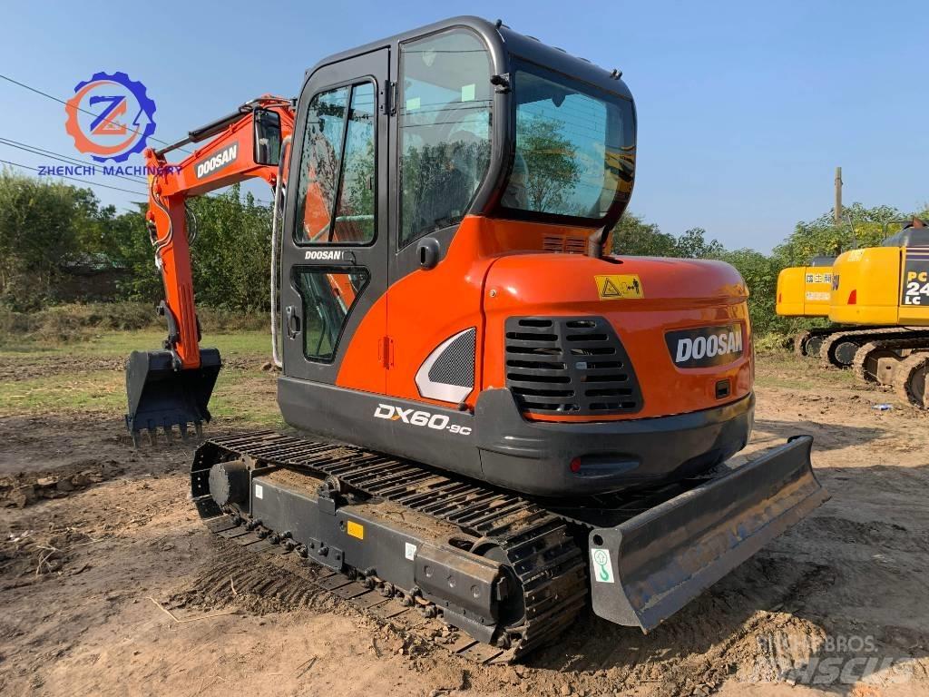Doosan DX 60 Minigrävare < 7t