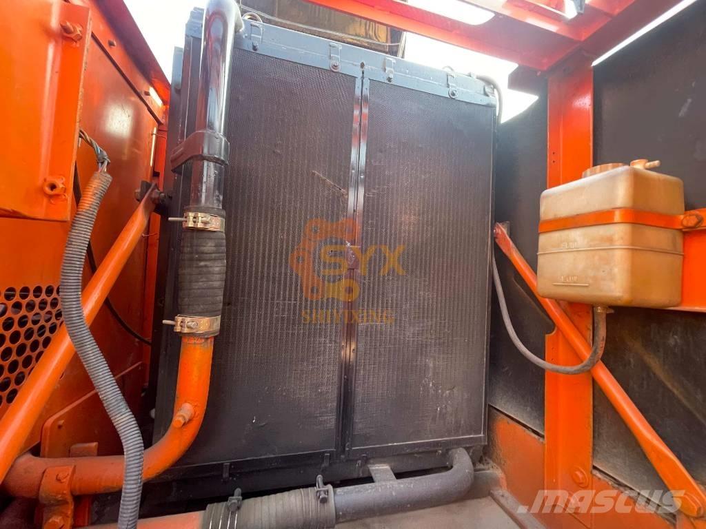 Doosan 220 LC-7 Bandgrävare