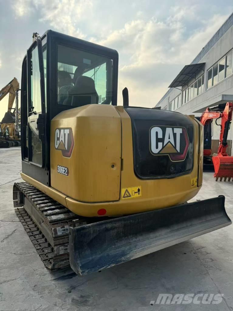 CAT 306E2 Minigrävare < 7t
