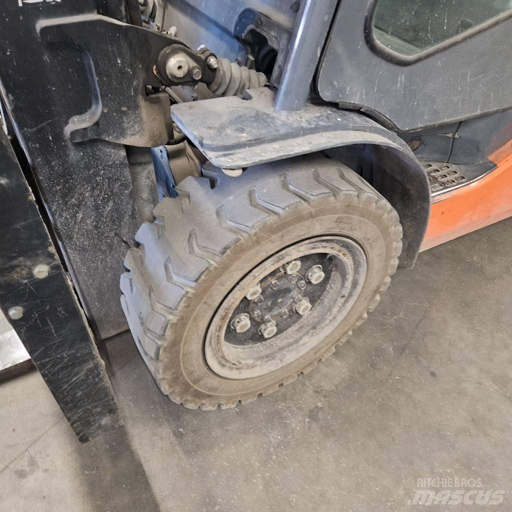 Toyota 52-8FDJF35 Dieselmotviktstruckar