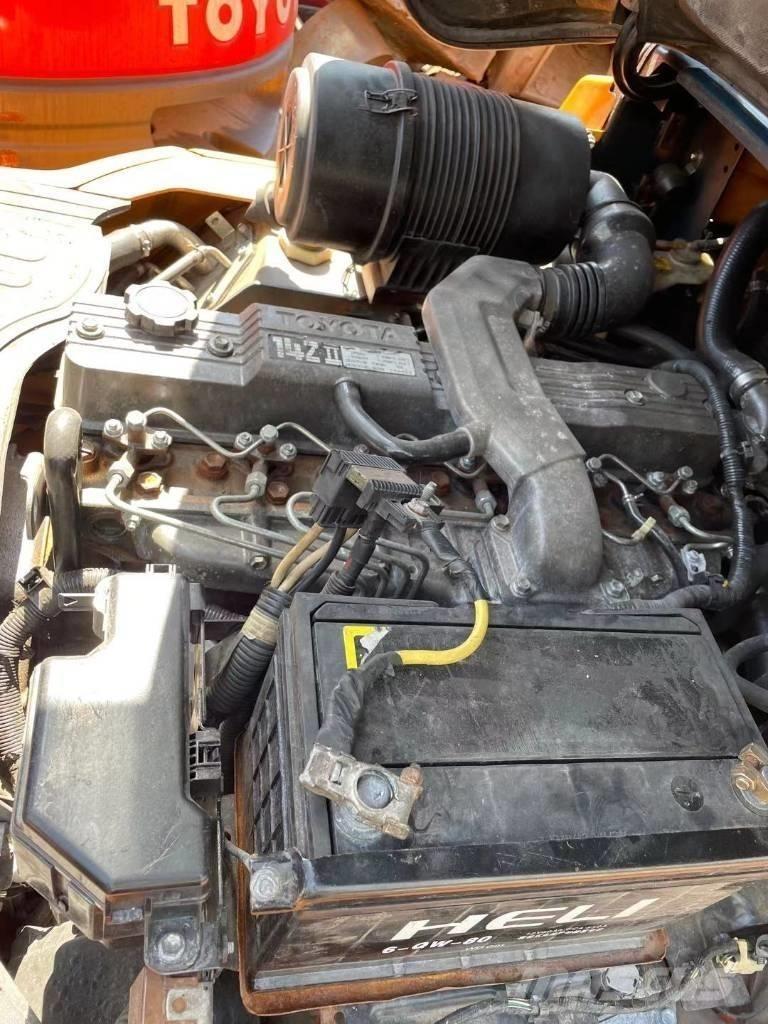 Toyota 5 ton Dieselmotviktstruckar