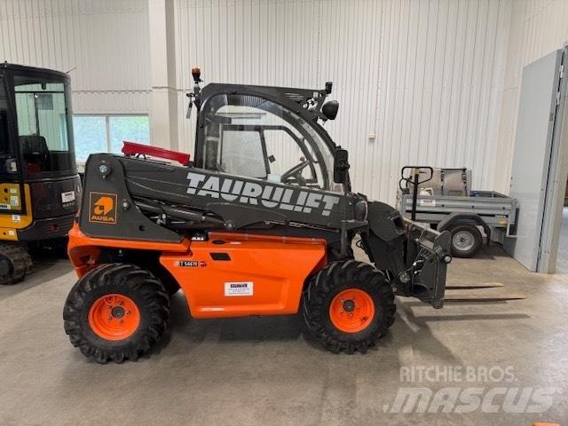Ausa T 144 H Teleskoplastare